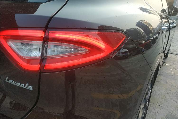 Used Maserati Levante 2016 3.0T Standard Edition Exterior 3
