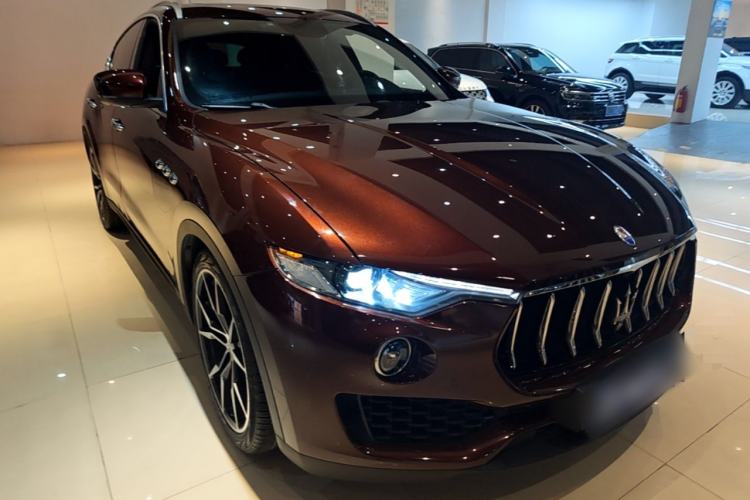 Used Maserati Levante 2016 3.0T Standard Edition Front Right 45 Deg