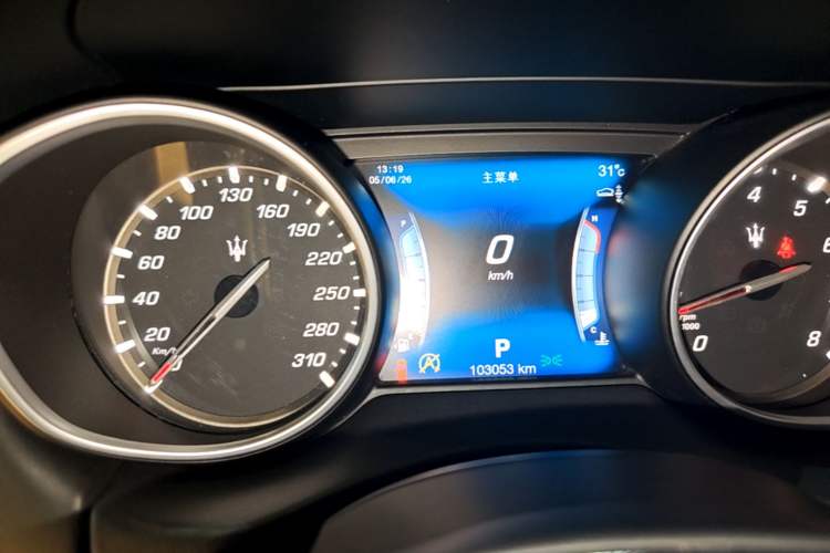 Used Maserati Levante 2016 3.0T Standard Edition Instrument Cluster