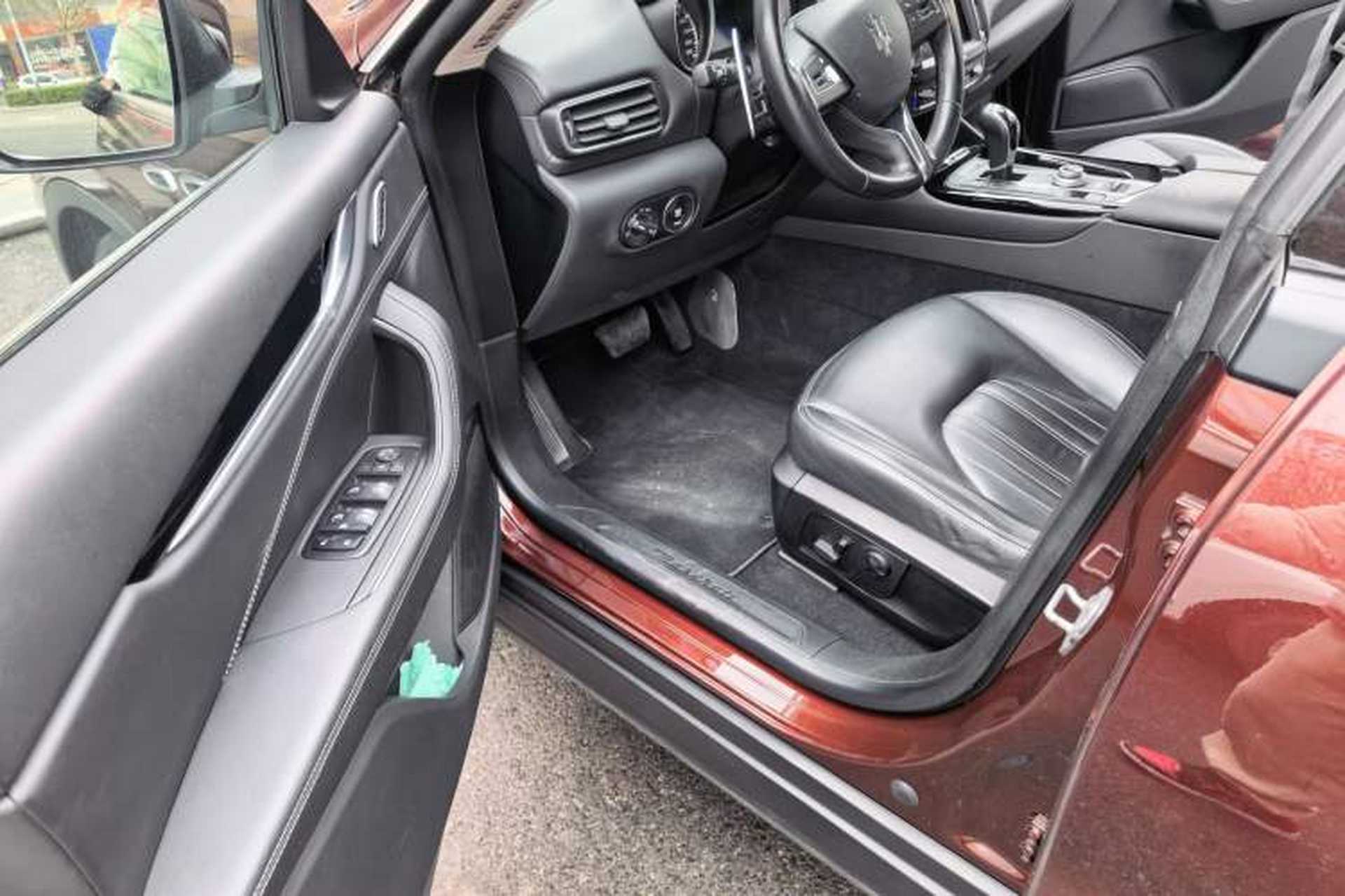 Used Maserati Levante 2016 3.0T Standard Edition Interior 3
