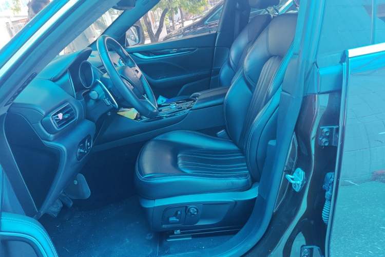 Used Maserati Levante 2016 3.0T Standard Edition Left Front Seat