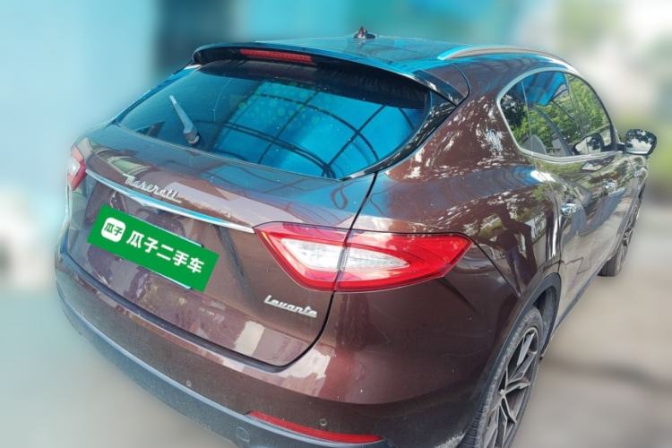 Used Maserati Levante 2016 3.0T Standard Edition Rear Right 45 Deg