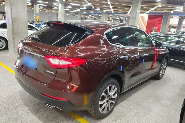 Used Maserati Levante 2016 3.0T Standard Edition Rear Right 45 Deg