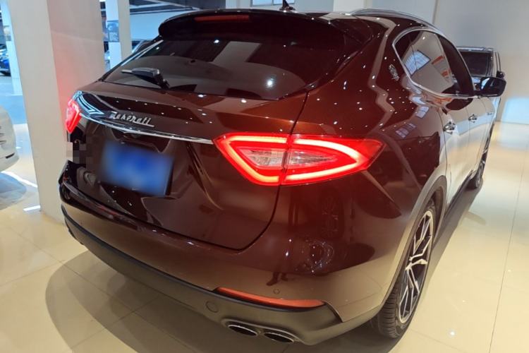 Used Maserati Levante 2016 3.0T Standard Edition Rear Right 45 Deg