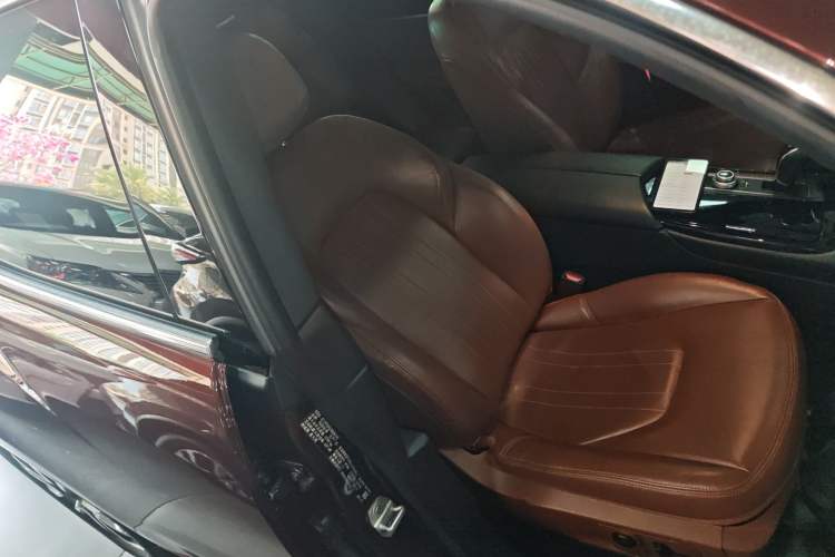 Used Maserati Levante 2016 3.0T Standard Edition Right Front Seat