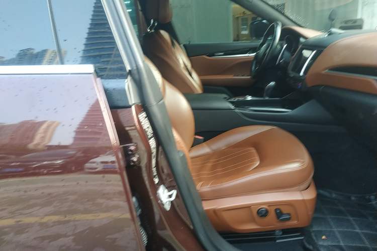 Used Maserati Levante 2016 3.0T Standard Edition Right Front Seat