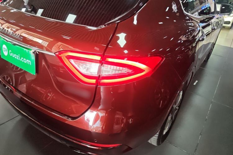 Used Maserati Levante 2016 3.0T Standard Edition Right Rear Taillight