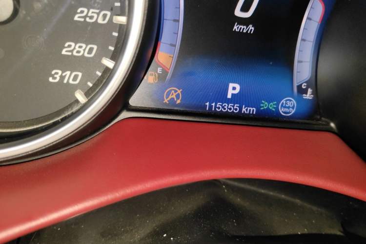 Used Maserati Levante 2016 3.0T Standard Edition Odometer Close Up