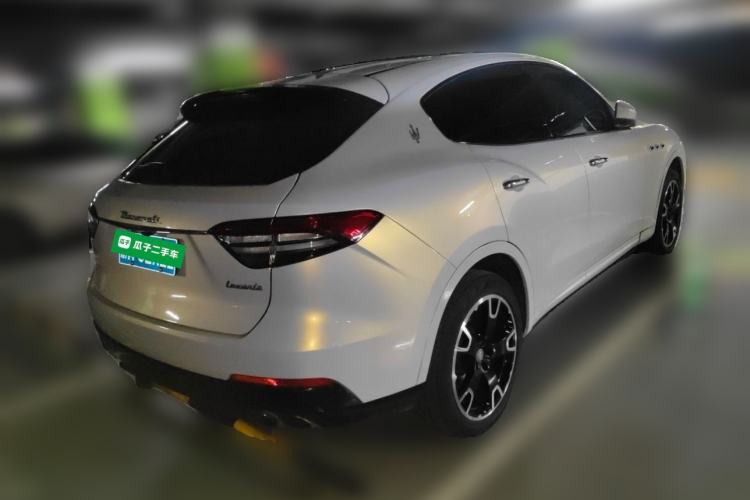 Used Maserati Levante 2016 3.0T Standard Edition Rear Right 45 Deg
