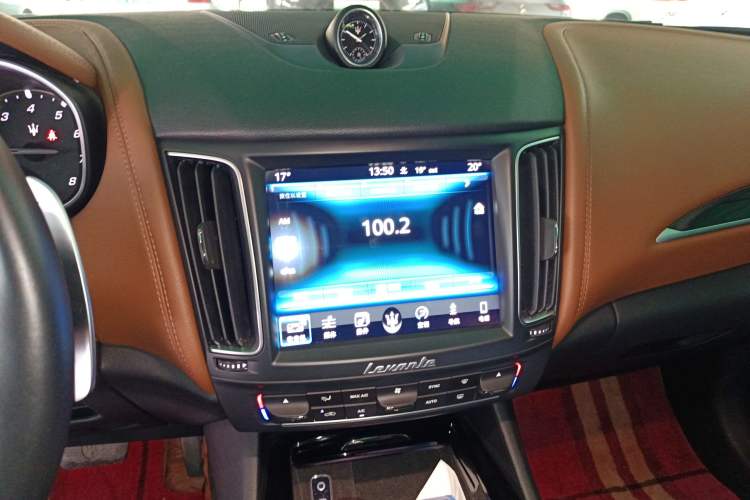 Used Maserati Levante 2016 3.0T Standard Edition Audio And AC Panel
