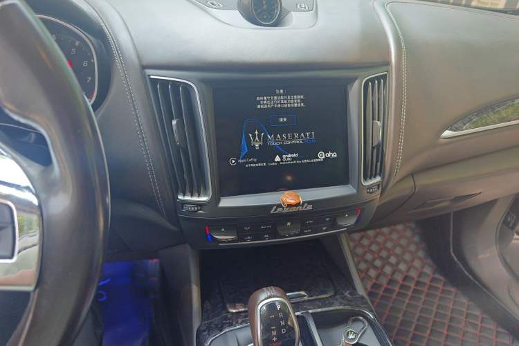 Used Maserati Levante 2016 3.0T Standard Edition Audio And AC Panel