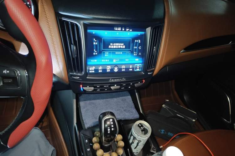 Used Maserati Levante 2016 3.0T Standard Edition Audio And AC Panel