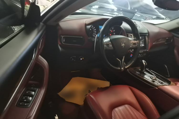 Used Maserati Levante 2016 3.0T Standard Edition Driver Seat