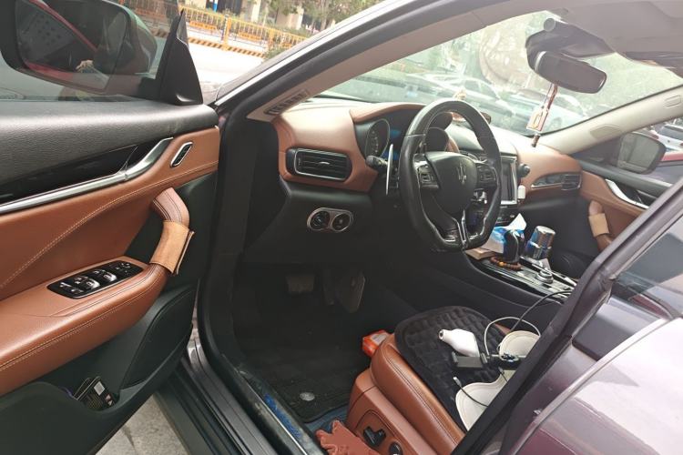 Used Maserati Levante 2016 3.0T Standard Edition Driver Seat
