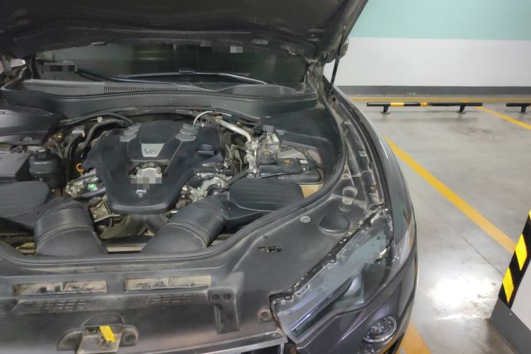 Used Maserati Levante 2016 3.0T Standard Edition Engine Bay Left