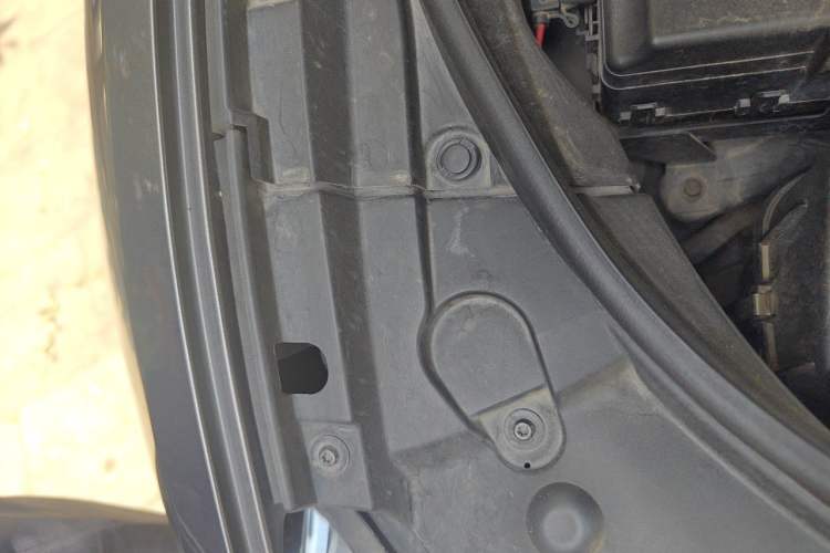 Used Maserati Levante 2016 3.0T Standard Edition Engine Bay Right