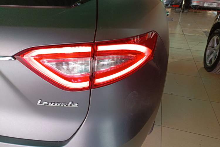 Used Maserati Levante 2016 3.0T Standard Edition Exterior 2