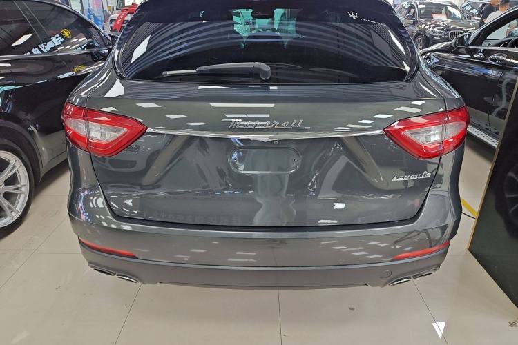 Used Maserati Levante 2016 3.0T Standard Edition Exterior 4
