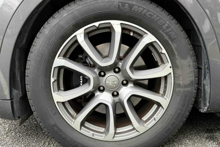 Used Maserati Levante 2016 3.0T Standard Edition Exterior 5