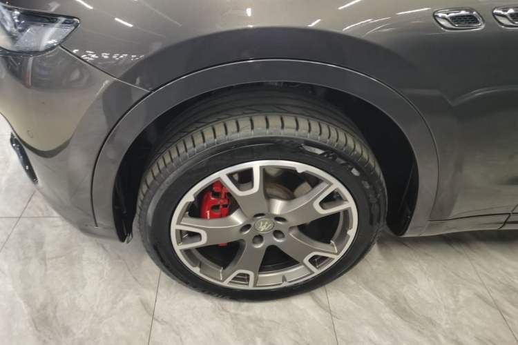 Used Maserati Levante 2016 3.0T Standard Edition Exterior 7