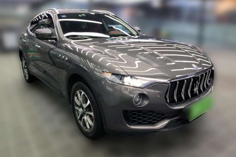 Used Maserati Levante 2016 3.0T Standard Edition Front Right 45 Deg
