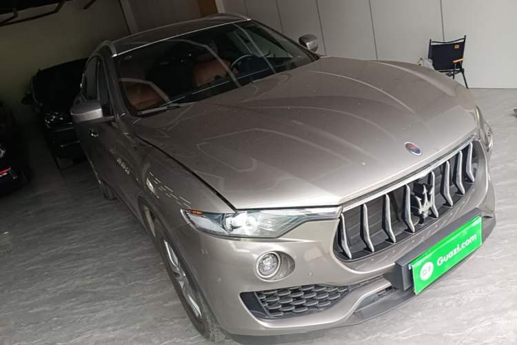 Used Maserati Levante 2016 3.0T Standard Edition Front Right 45 Deg