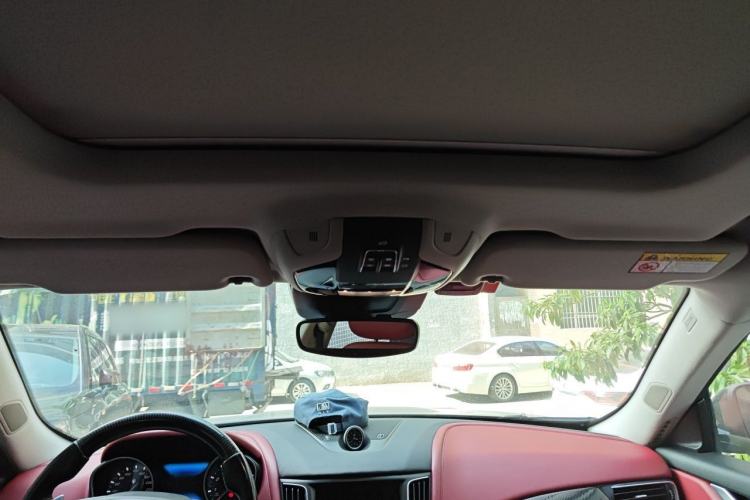 Used Maserati Levante 2016 3.0T Standard Edition Headliner