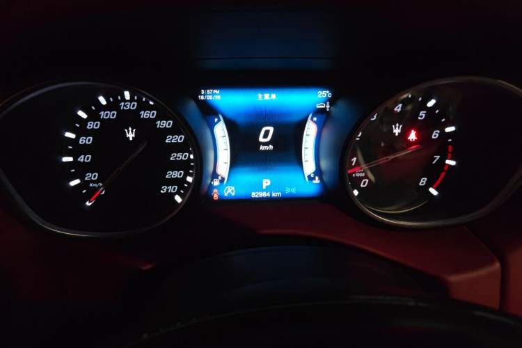 Used Maserati Levante 2016 3.0T Standard Edition Instrument Cluster