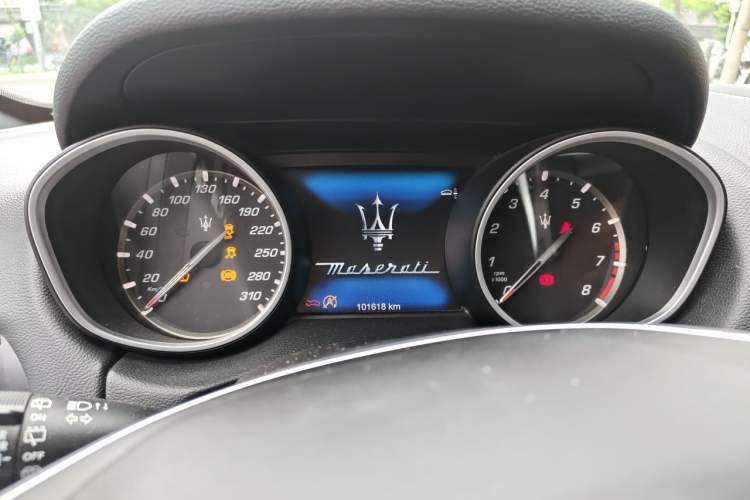 Used Maserati Levante 2016 3.0T Standard Edition Instrument Cluster