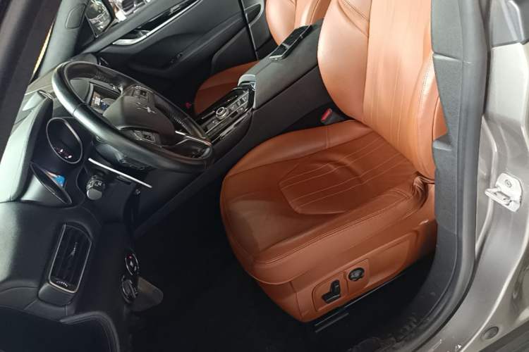 Used Maserati Levante 2016 3.0T Standard Edition Left Front Seat