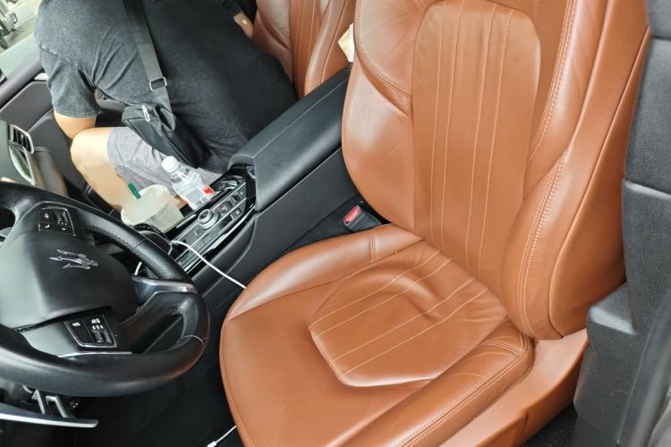Used Maserati Levante 2016 3.0T Standard Edition Left Front Seat