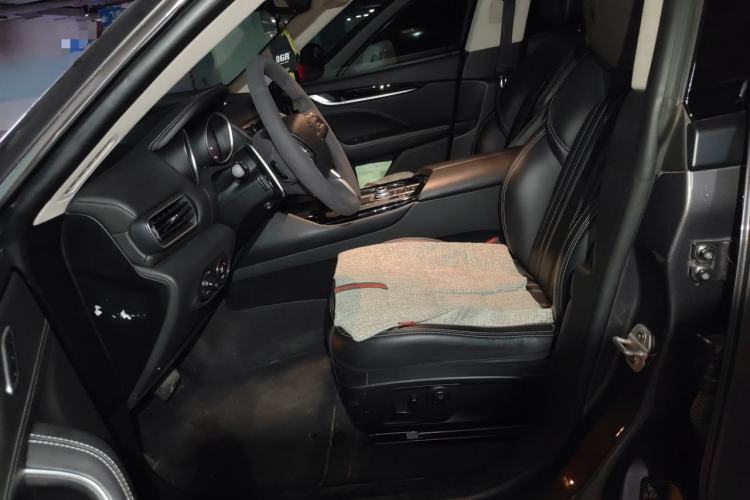 Used Maserati Levante 2016 3.0T Standard Edition Left Front Seat