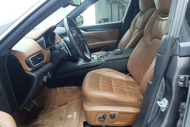 Used Maserati Levante 2016 3.0T Standard Edition Left Front Seat
