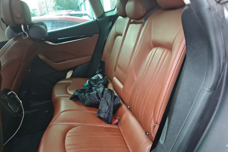 Used Maserati Levante 2016 3.0T Standard Edition Left Rear Seat
