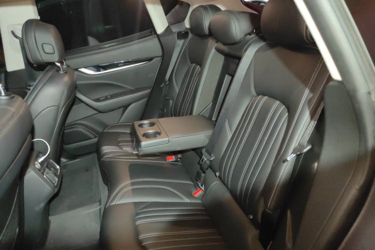 Used Maserati Levante 2016 3.0T Standard Edition Left Rear Seat