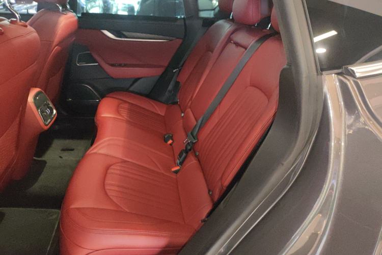 Used Maserati Levante 2016 3.0T Standard Edition Left Rear Seat