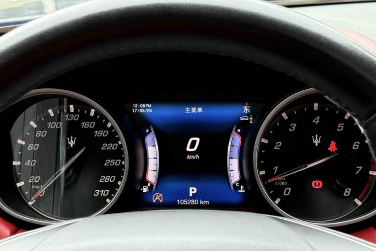 Used Maserati Levante 2016 3.0T Standard Edition Odometer Close Up