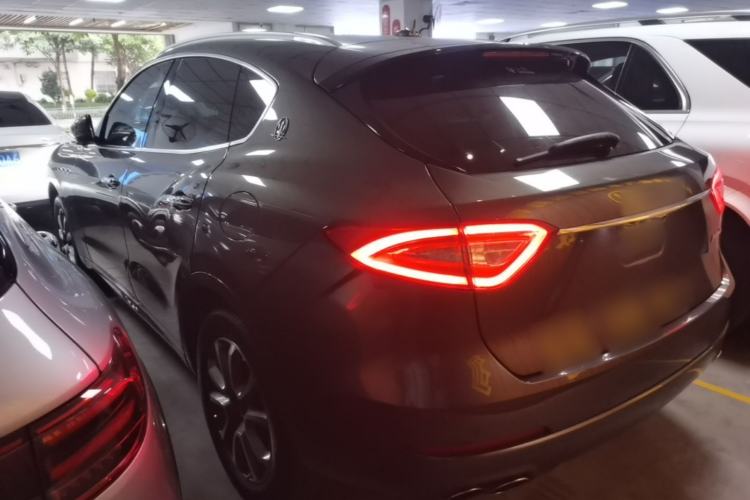 Used Maserati Levante 2016 3.0T Standard Edition Rear Left 45 Deg