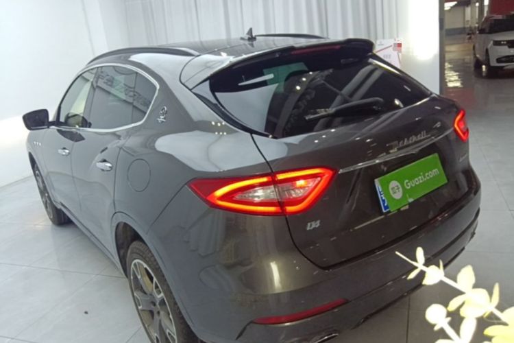 Used Maserati Levante 2016 3.0T Standard Edition Rear Left 45 Deg