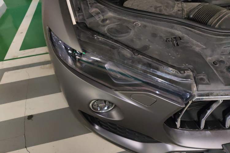 Used Maserati Levante 2016 3.0T Standard Edition Right Front Headlight