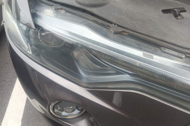 Used Maserati Levante 2016 3.0T Standard Edition Right Front Headlight
