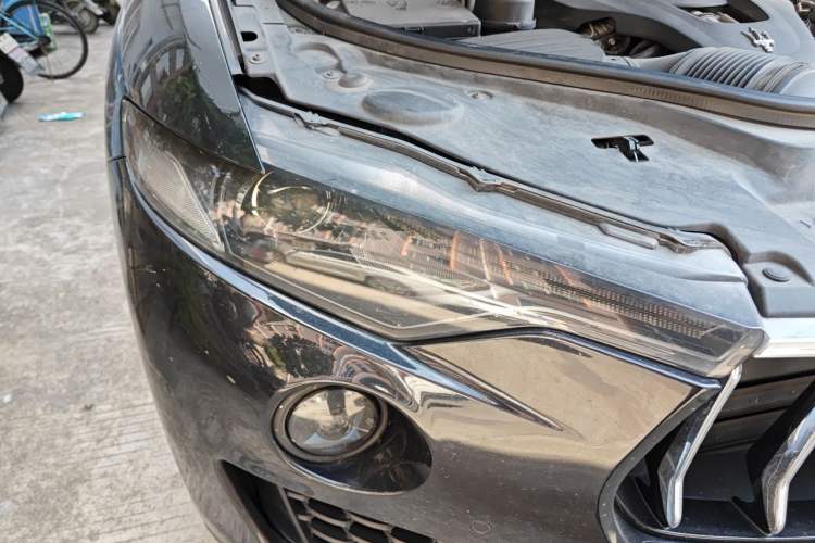 Used Maserati Levante 2016 3.0T Standard Edition Right Front Headlight