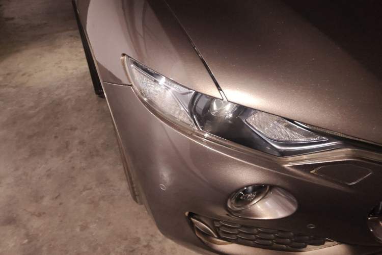 Used Maserati Levante 2016 3.0T Standard Edition Right Front Headlight
