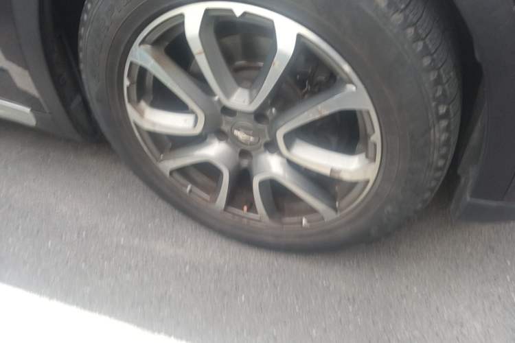 Used Maserati Levante 2016 3.0T Standard Edition Right Front Wheel Hub
