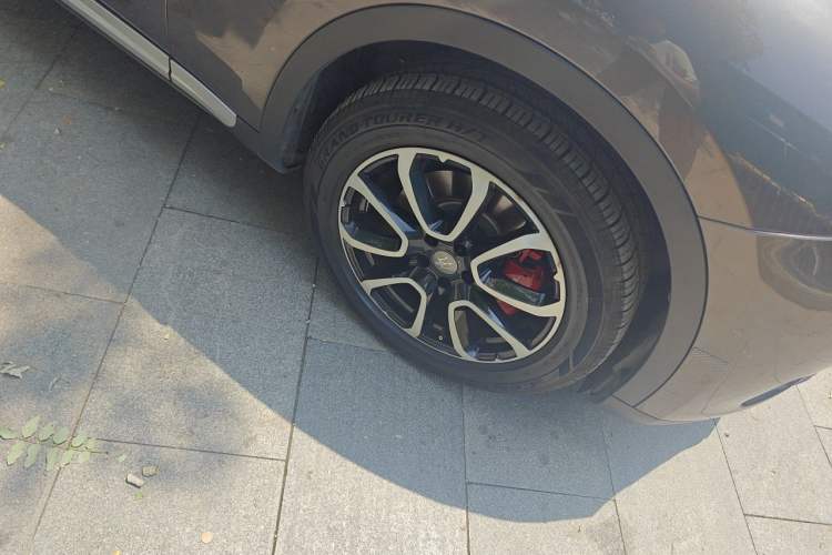 Used Maserati Levante 2016 3.0T Standard Edition Right Front Wheel Hub