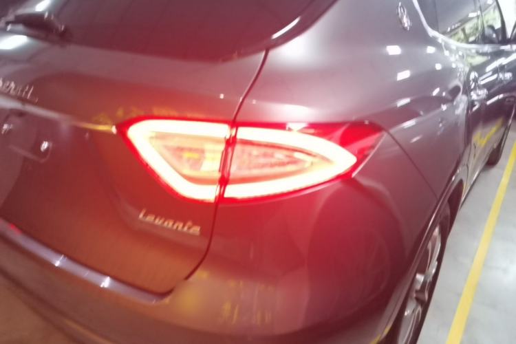 Used Maserati Levante 2016 3.0T Standard Edition Right Rear Taillight