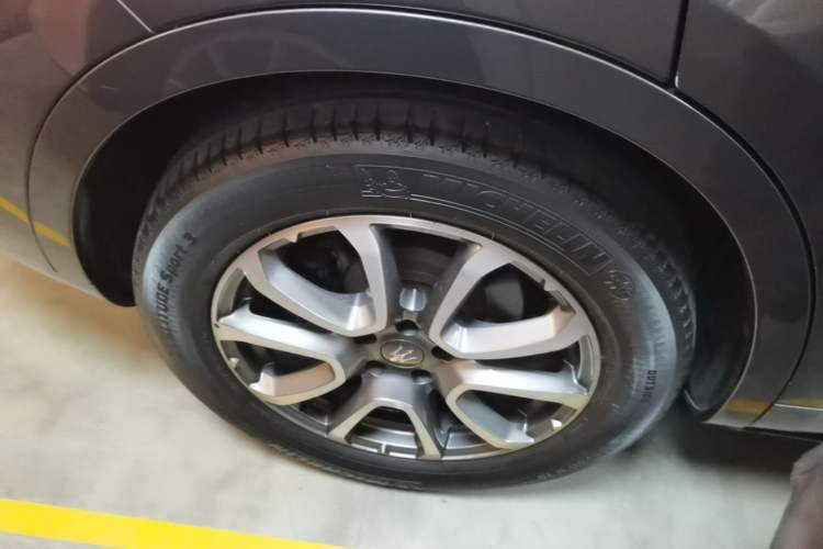 Used Maserati Levante 2016 3.0T Standard Edition Right Rear Wheel Hub