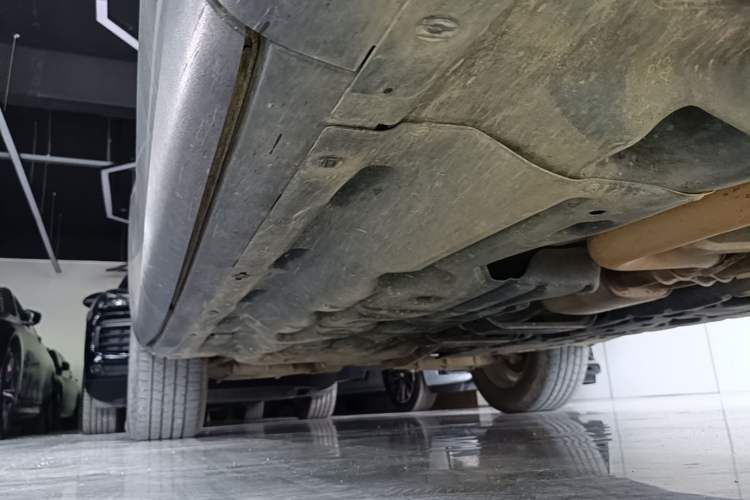 Used Maserati Levante 2016 3.0T Standard Edition Right Side Sill