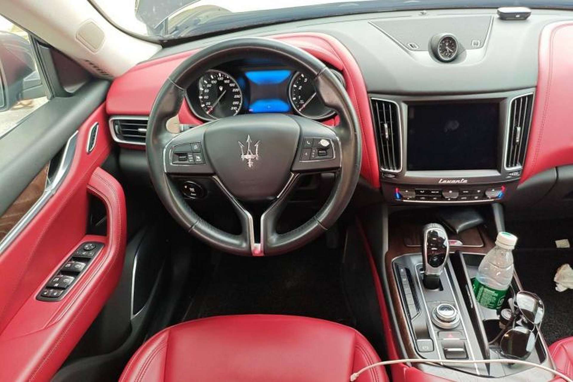 Used Maserati Levante 2016 3.0T Standard Edition Steering Wheel