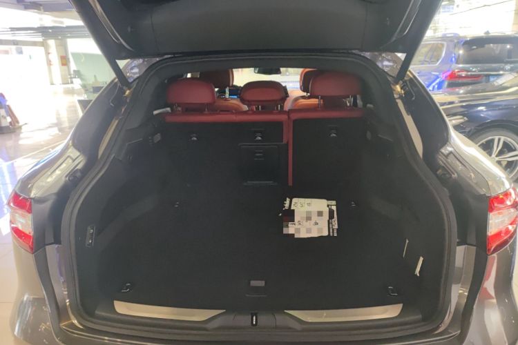 Used Maserati Levante 2016 3.0T Standard Edition Trunk